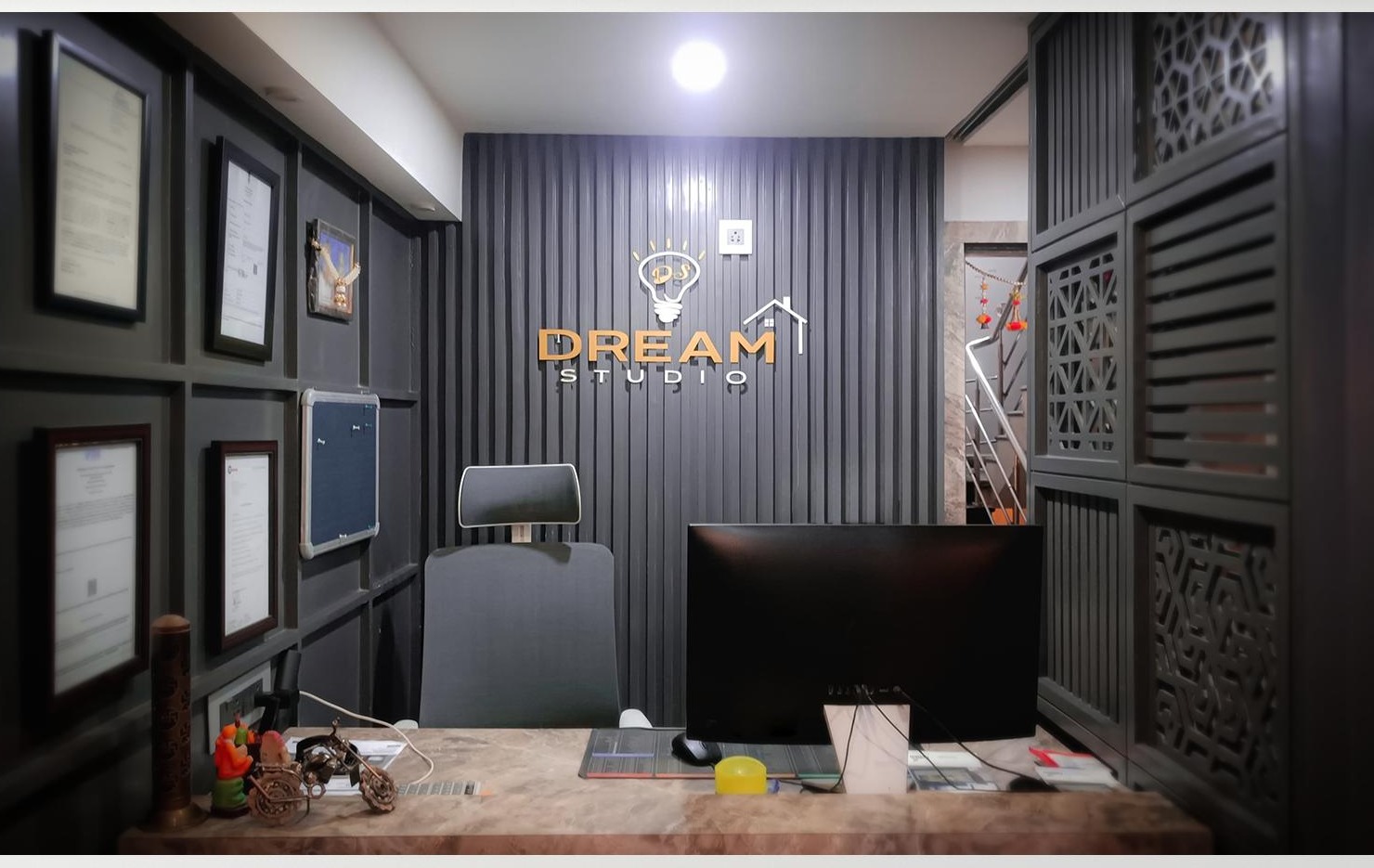 Dream Studio Executive Desk